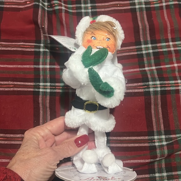 NWT ANNALEE DOLL 9" VERY MERRY WHITE ELF 510420 - Picture 2 of 7